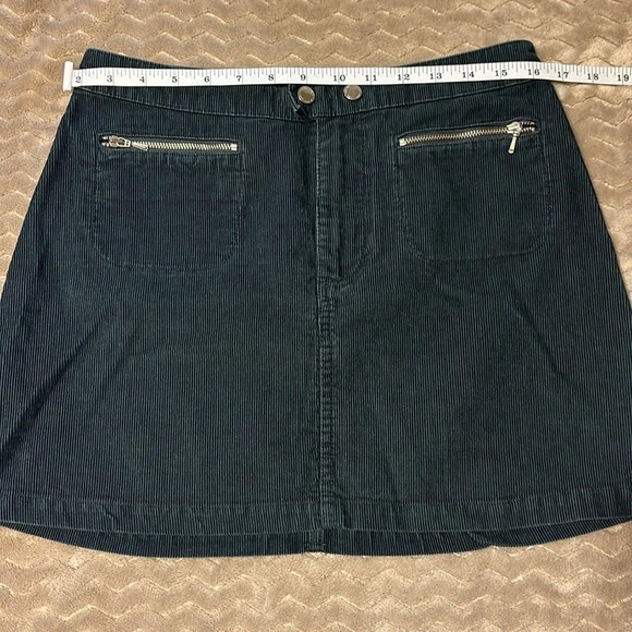 Abercrombie & Fitch Navy Corduroy Mini Skirt Size 2 - Picture 6 of 7